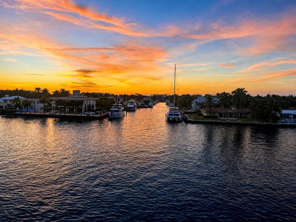 401 N Riverside Drive 406, Pompano Beach, Florida 33062, USA