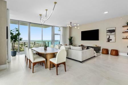 220 Lake Shore Drive 2123, Lake Park, Floride 33403, États-Unis