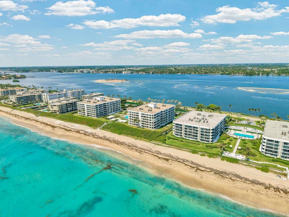 3170 S Ocean Boulevard N204, Palm Beach, Floride 33480, États-Unis
