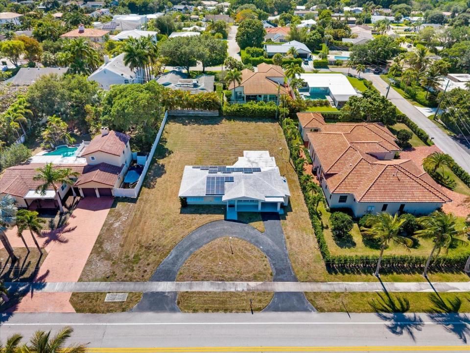 1035 NW 4th Avenue, Boca Raton, Florida 33432, USA