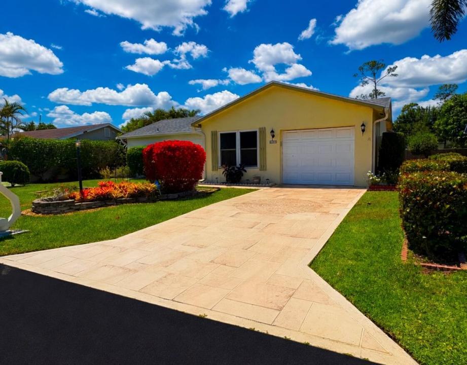 6304 Emerald Sky Lane, Florida 33463, Stati Uniti