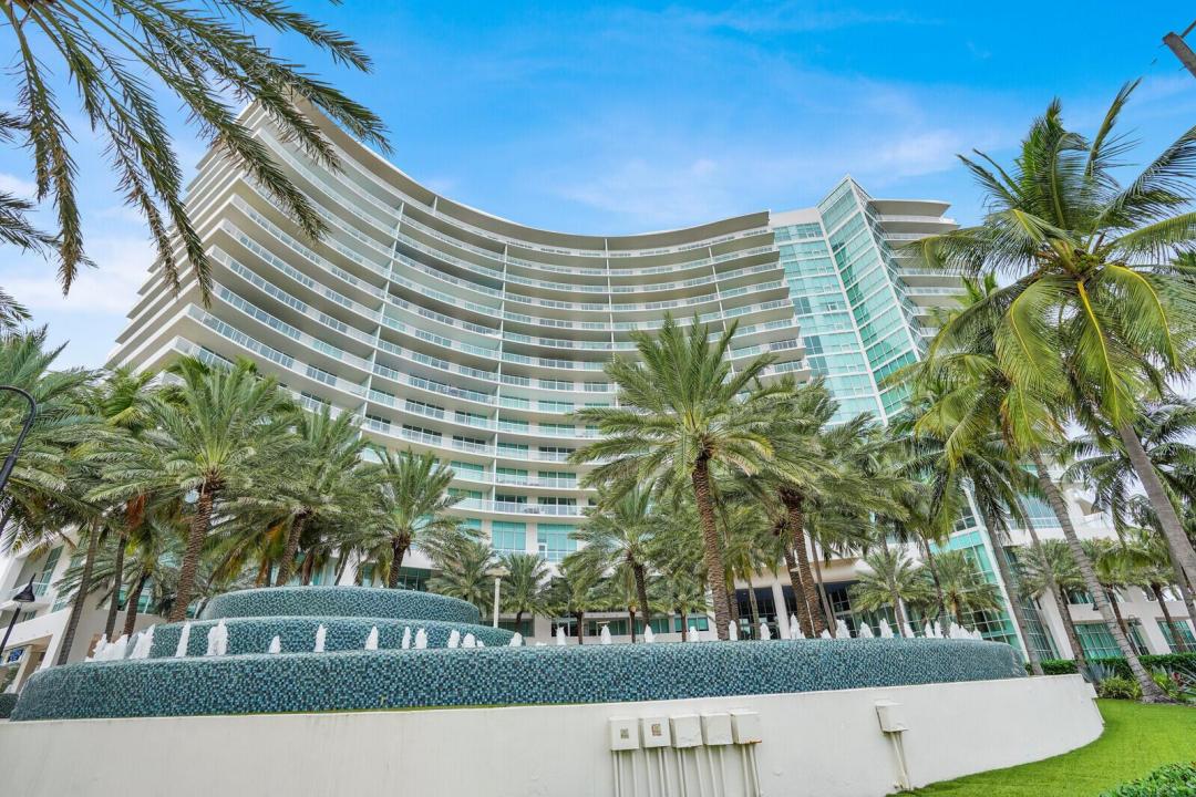 1 N Ocean Boulevard 913, Pompano Beach, Floryda 33062, USA