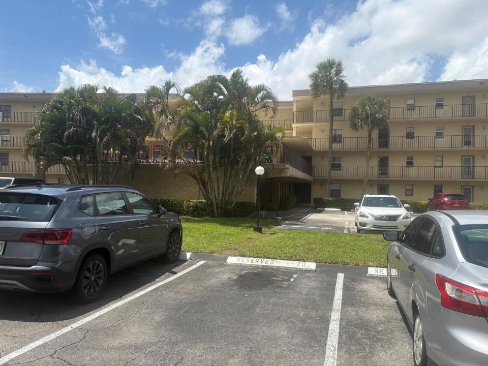 9355 SW 8th Street 225, Boca Raton, Flórida 33428, Estados Unidos