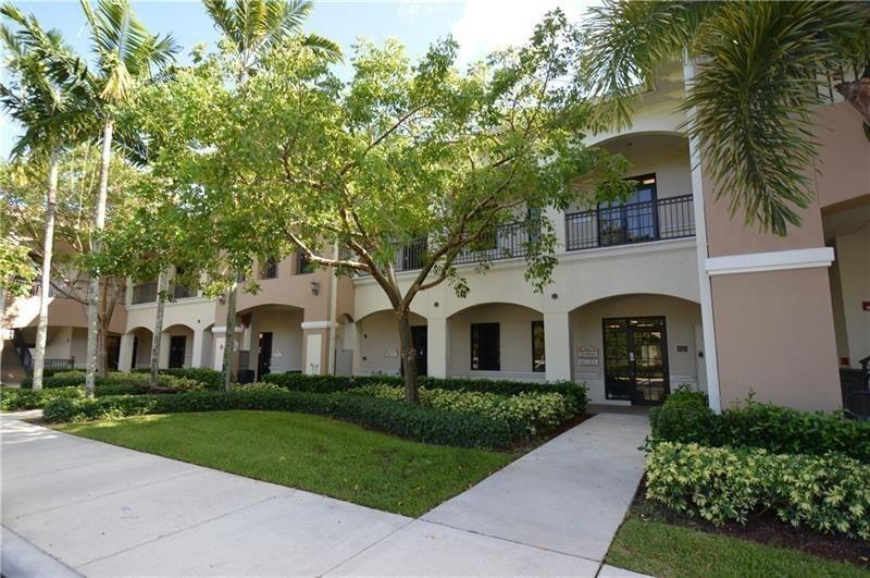 7551 Wiles Road 103, Coral Springs, Floride 33067, États-Unis