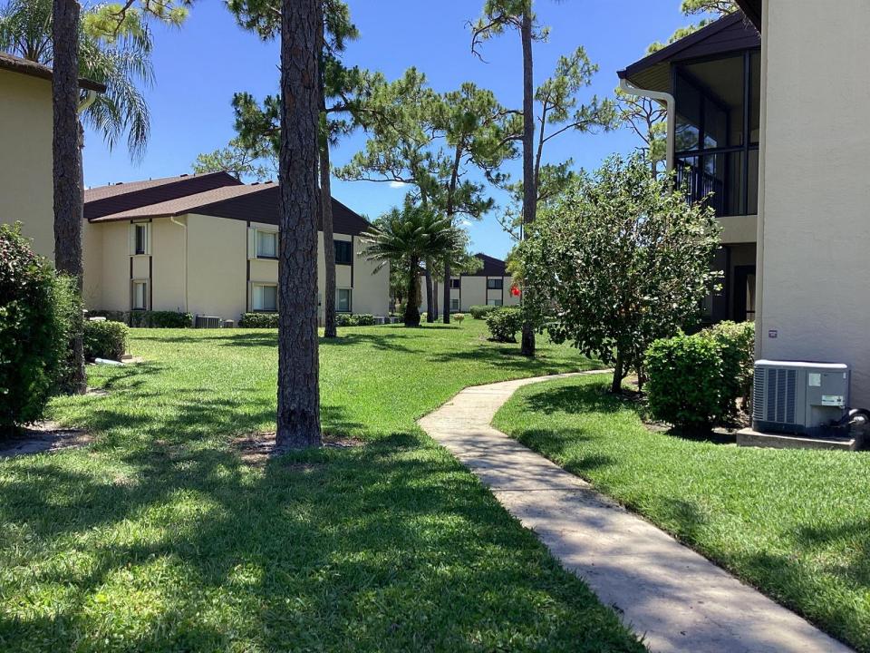 410 Pine Glen Lane B-2, Florida 33463, Stati Uniti