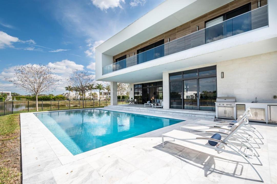 16553 Botaniko S Drive, Weston, Florida 33326, Stati Uniti