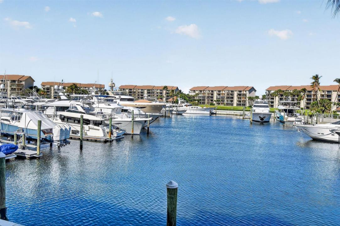 2401 Marina Isle Way #206, Jupiter, Floride 33477, États-Unis