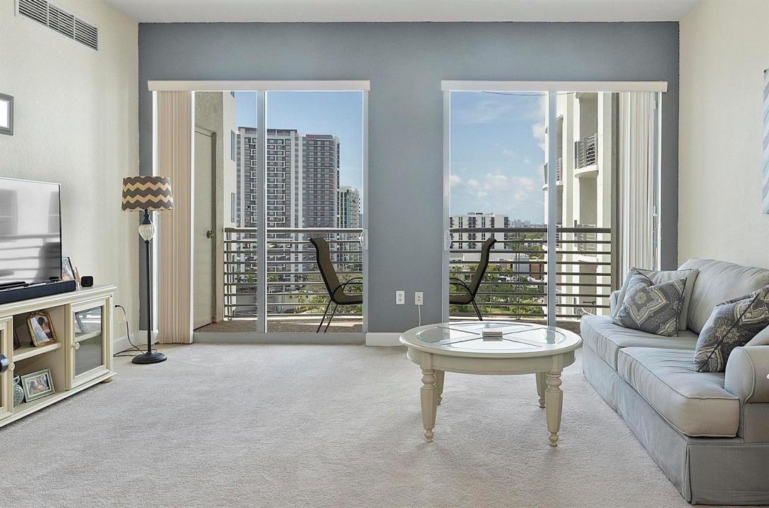 1830 Radius Drive 1219, Hollywood, Florida 33020, USA