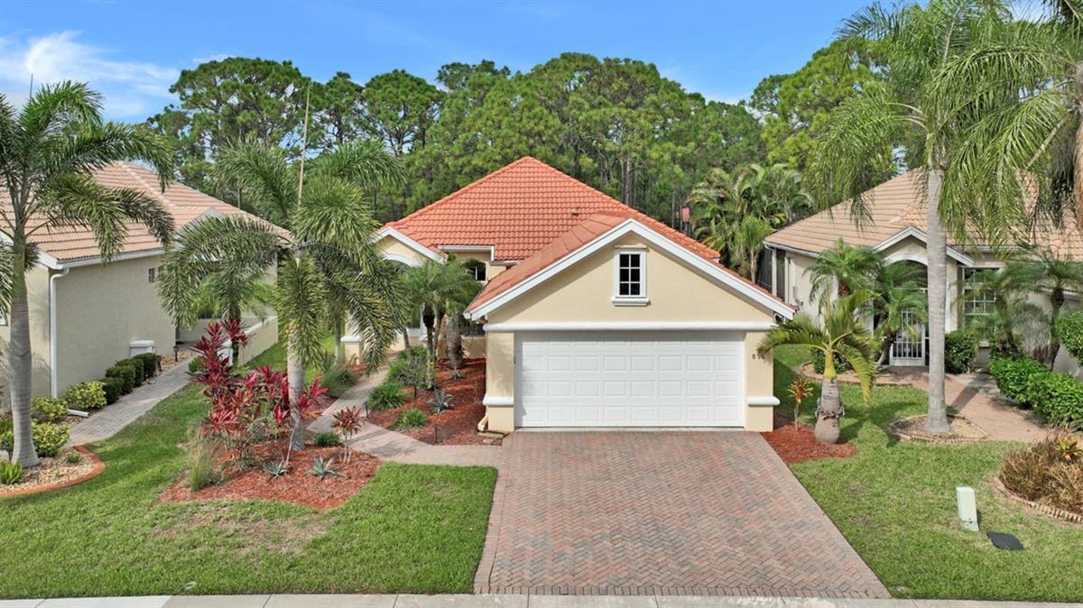 896 SW Munjack Circle, Port St. Lucie, Florida 34986, USA