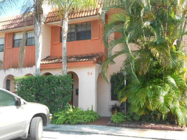 54 Matador Lane, Davie, Florida 33324, USA
