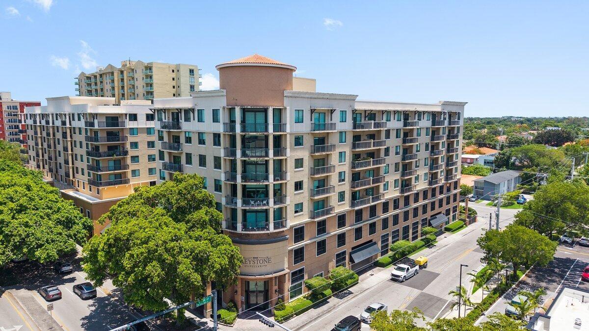 3590 Coral Way #502, Miami, Флорида 33145, Соединенные Штаты
