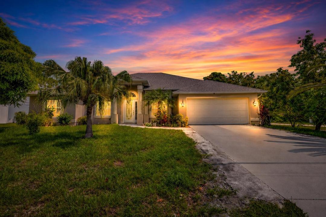 1701 SW Penrose Avenue, Port St. Lucie, Florida 34953, USA