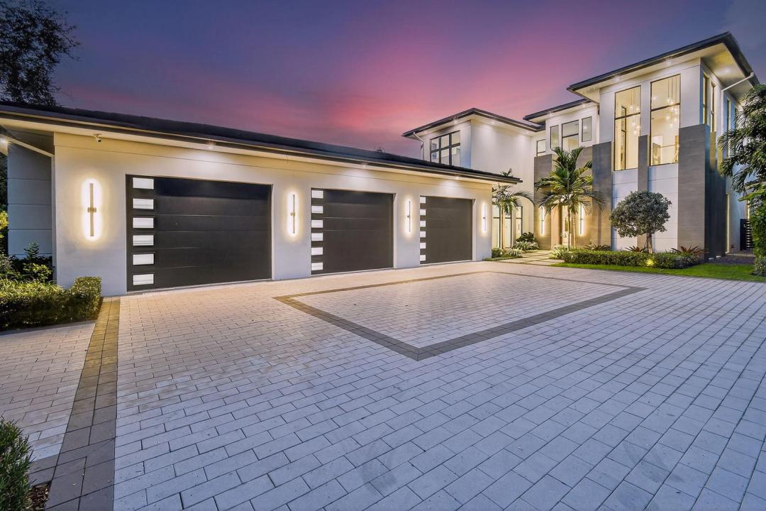 2085 Vitex Lane, North Palm Beach, Florida 33408