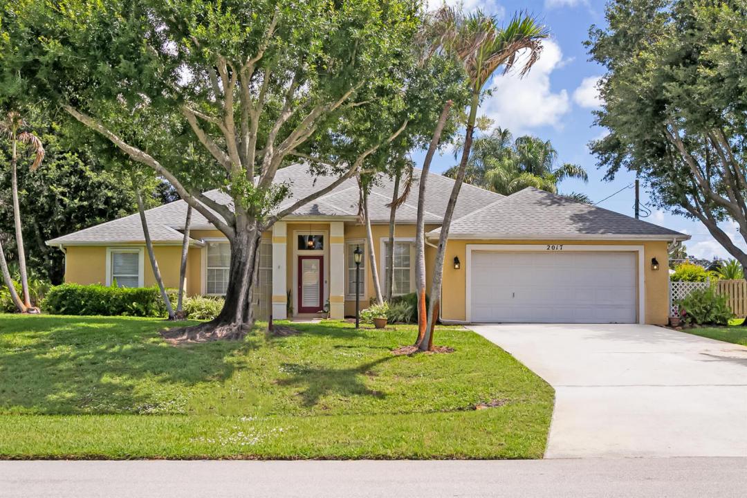 2017 SE Allamanda Drive, Port St. Lucie, Floride 34952, États-Unis