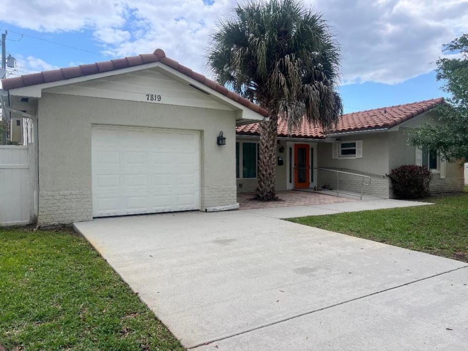 7819 NW 40th Street, Coral Springs, Floryda 33065, USA