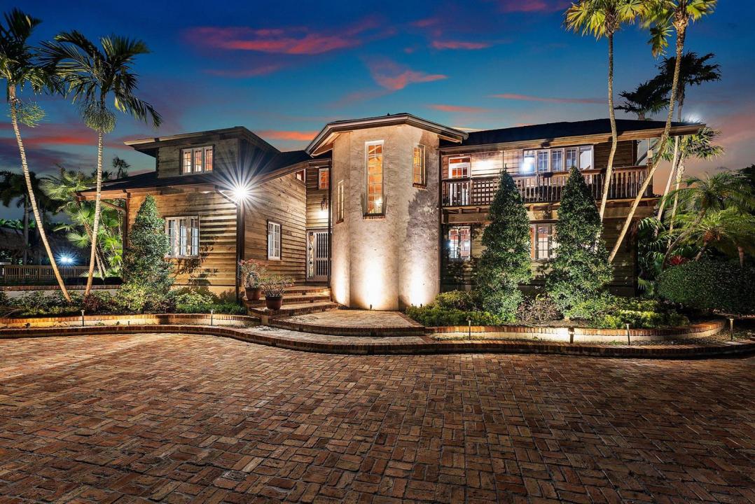 6002 NW 74th Terrace, Parkland, Florida 33067, USA