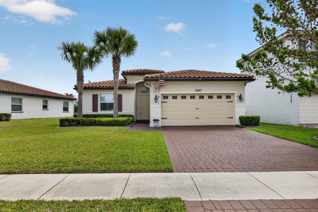 7697 NW Greenbank Circle, Port St. Lucie, Florida 34987, Amerika Birleşik Devletleri