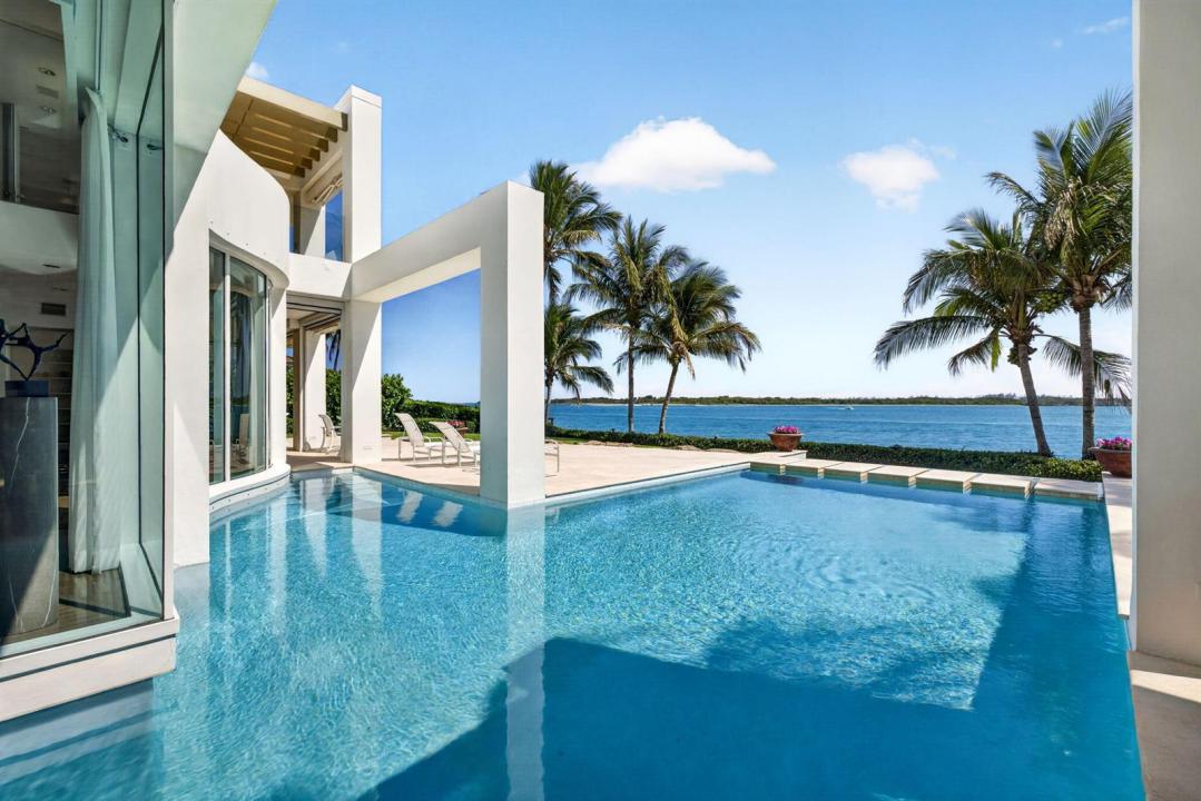 7034 SE Harbor Circle, Stuart, Florida 34996, USA