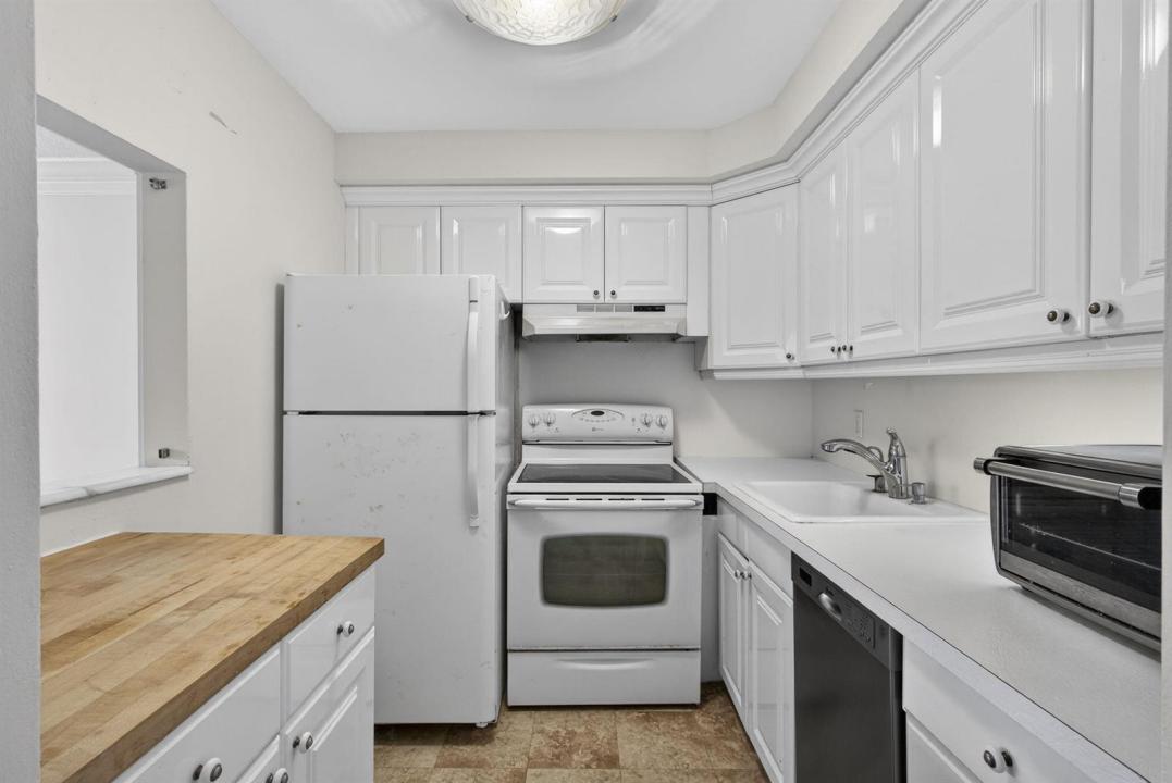 19 Hastings B, West Palm Beach, Floryda 33417, USA