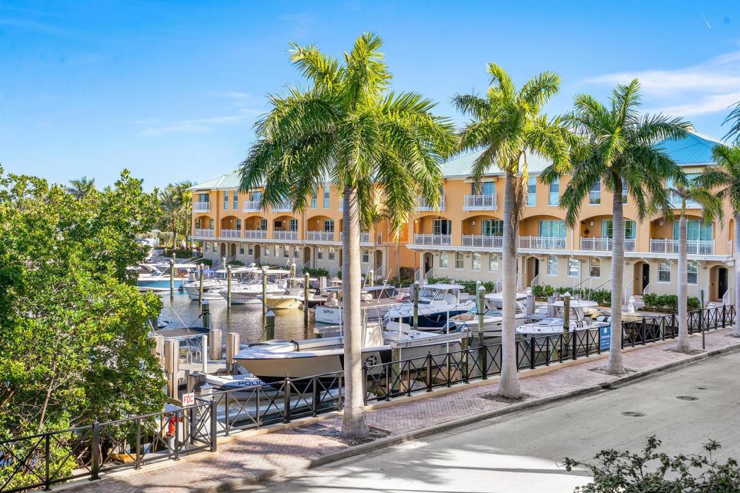 700 E Boynton Beach Boulevard 202, Boynton Beach, Floryda 33435, USA