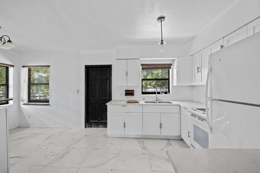 515 NW 88th Street, El Portal, Floride 33150, États-Unis