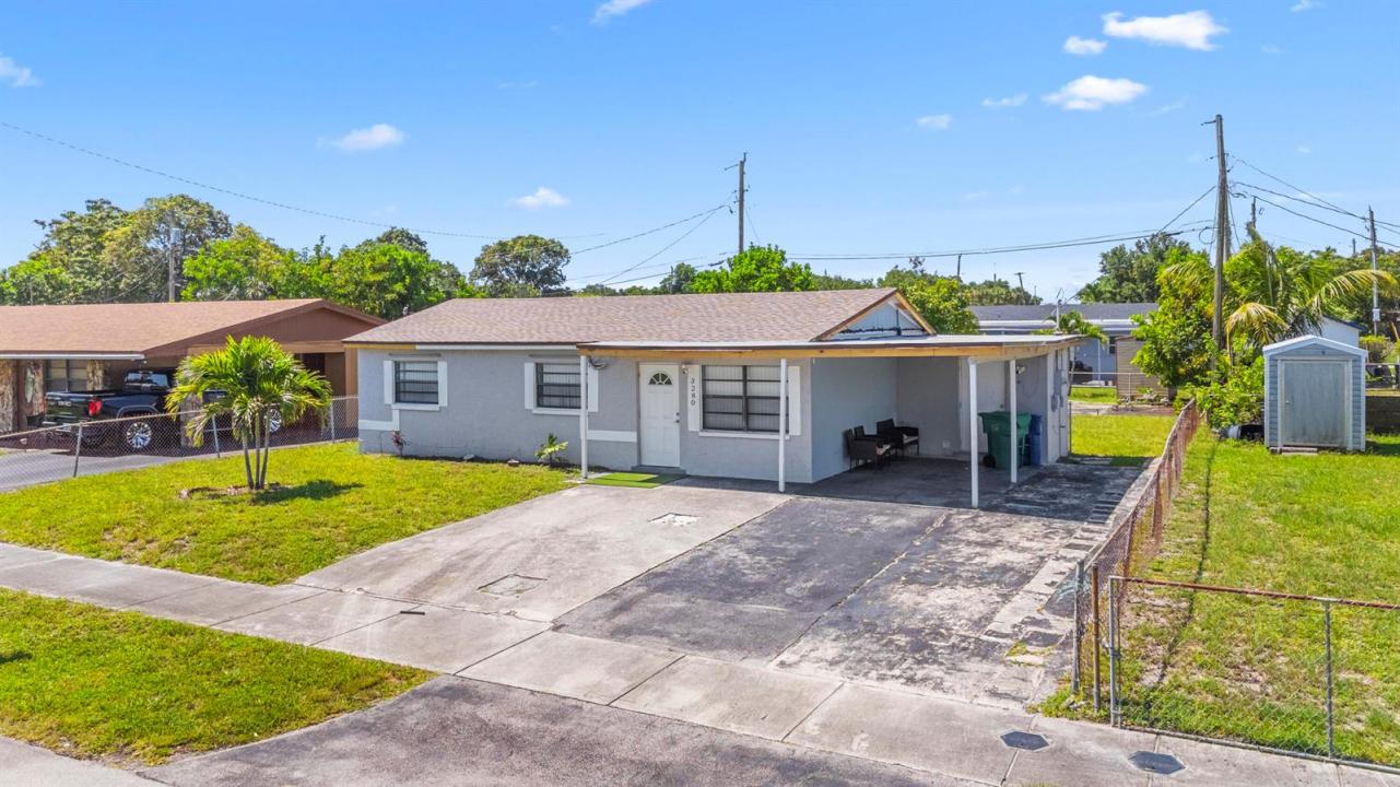 3280 NW 13th Court, Lauderhill, Floride 33311, États-Unis
