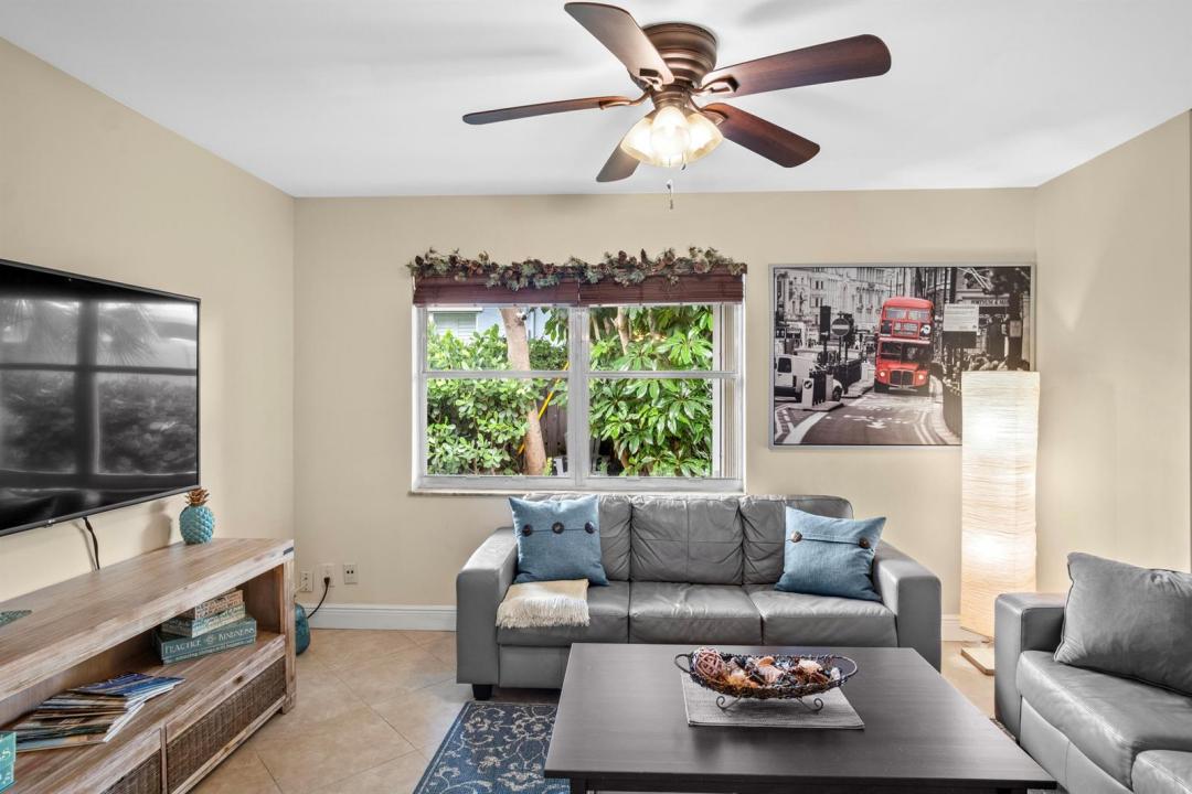 803 NE 2nd Avenue, Delray Beach, Floride 33444, États-Unis