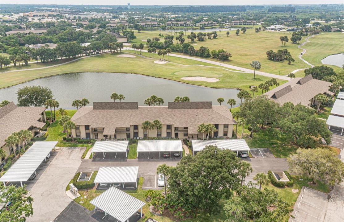 23 Plantation Drive 102, Vero Beach, Florida 32966, USA