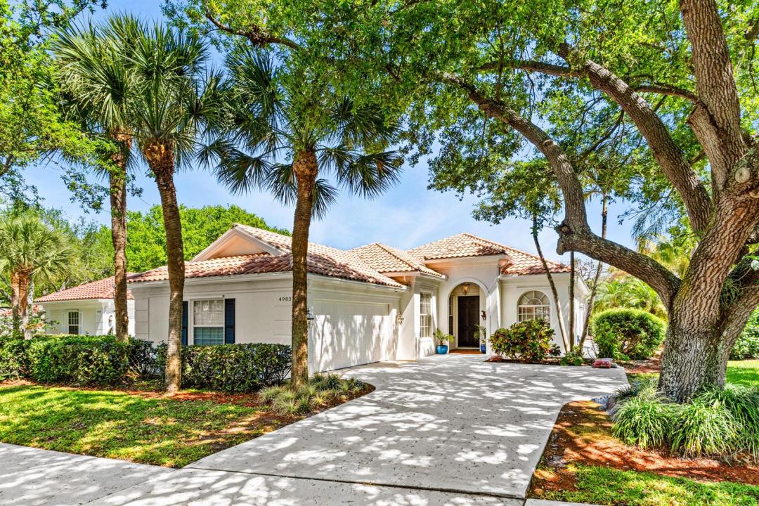 4983 Garden Drive, Delray Beach, Florida 33445, USA