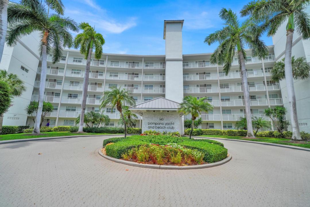 140 NE 28th Avenue 502, Pompano Beach, Floride 33062, États-Unis