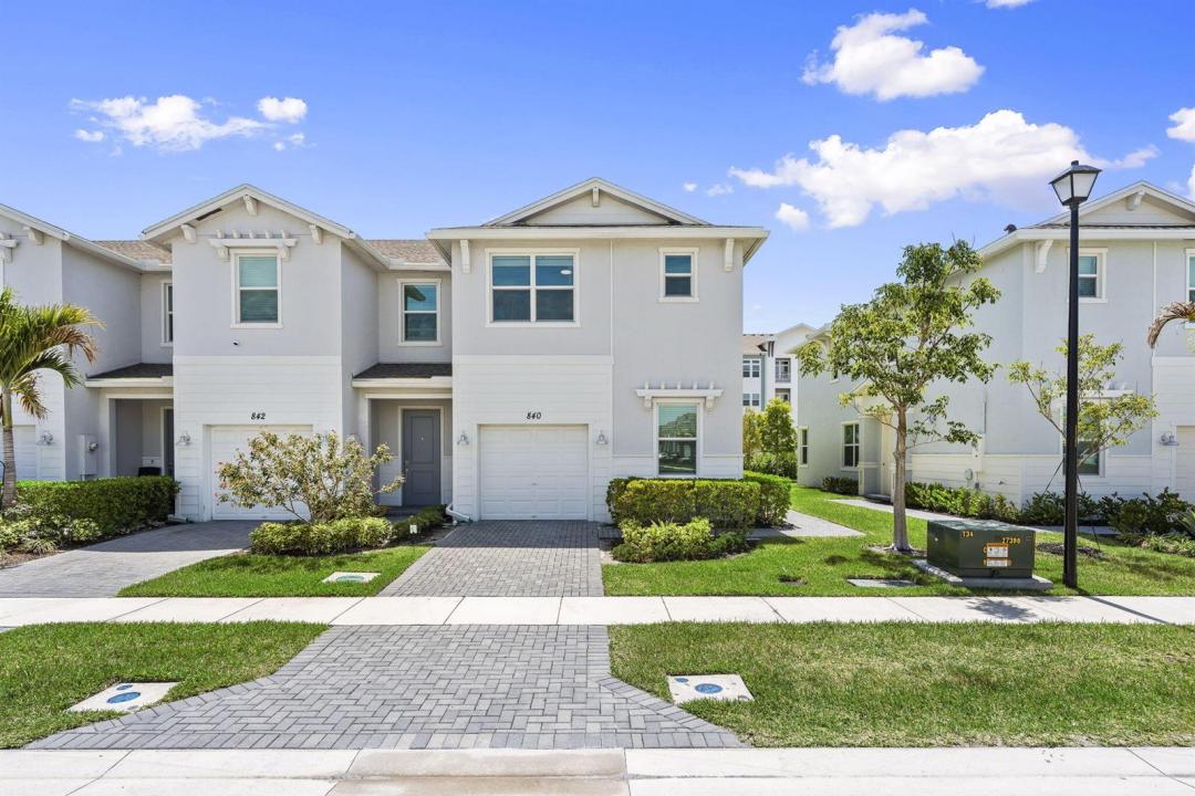 840 SE Grovebush Lane, Port St. Lucie, Floride 34984, États-Unis
