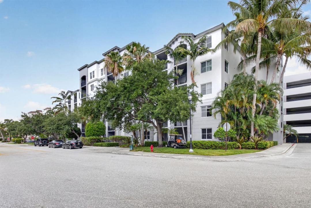 1690 Renaissance Commons Boulevard 1219, Boynton Beach, Floride 33426, États-Unis