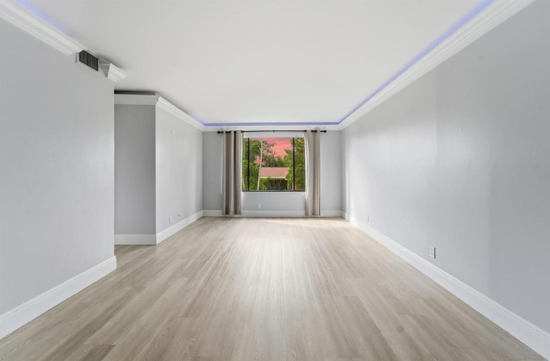 11477 NW 39th Court 203-1, Coral Springs, Floride 33065, États-Unis