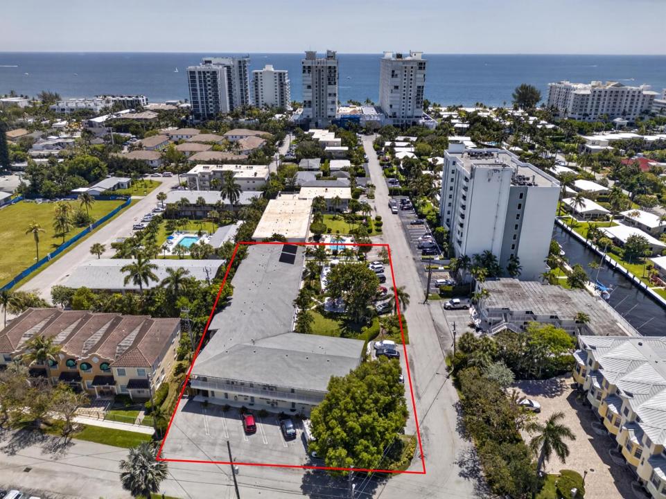 3201 SE 10th Street A11, Pompano Beach, Floride 33062, États-Unis