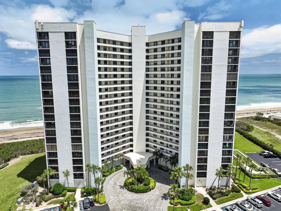 9650 S Ocean Drive 210, Jensen Beach, Florida 34957, USA