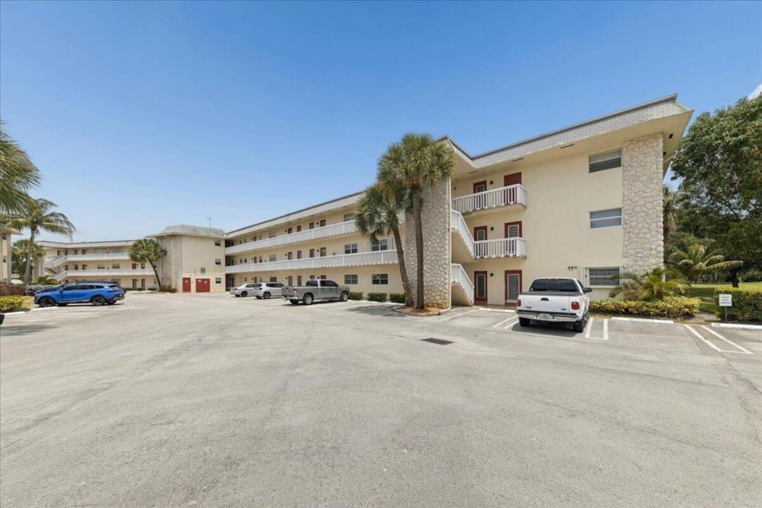 4411 NW 16th Street Apt 206, Lauderhill, Floride 33313, États-Unis