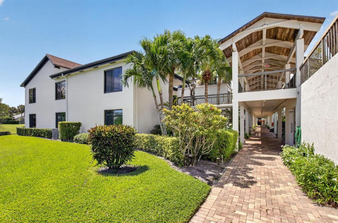 900 GREENSWARD Lane 110-G, Delray Beach, Floride 33445, États-Unis