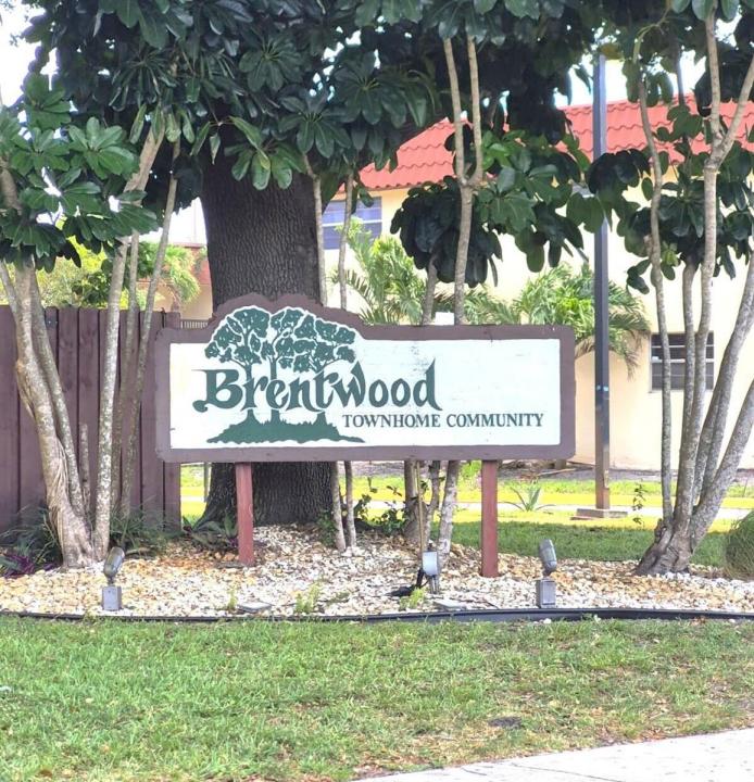 6659 SW 41st Place 38, Davie, Floride 33314, États-Unis