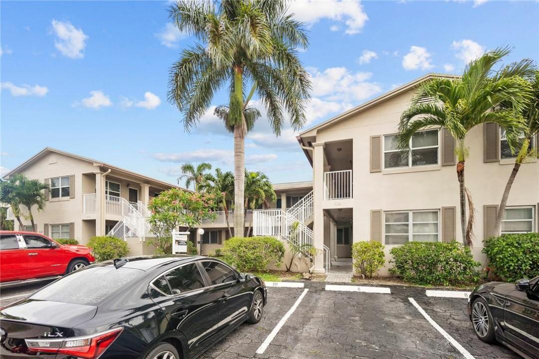 2130 NE 42nd Court 4, Lighthouse Point, Florida 33064, Stati Uniti