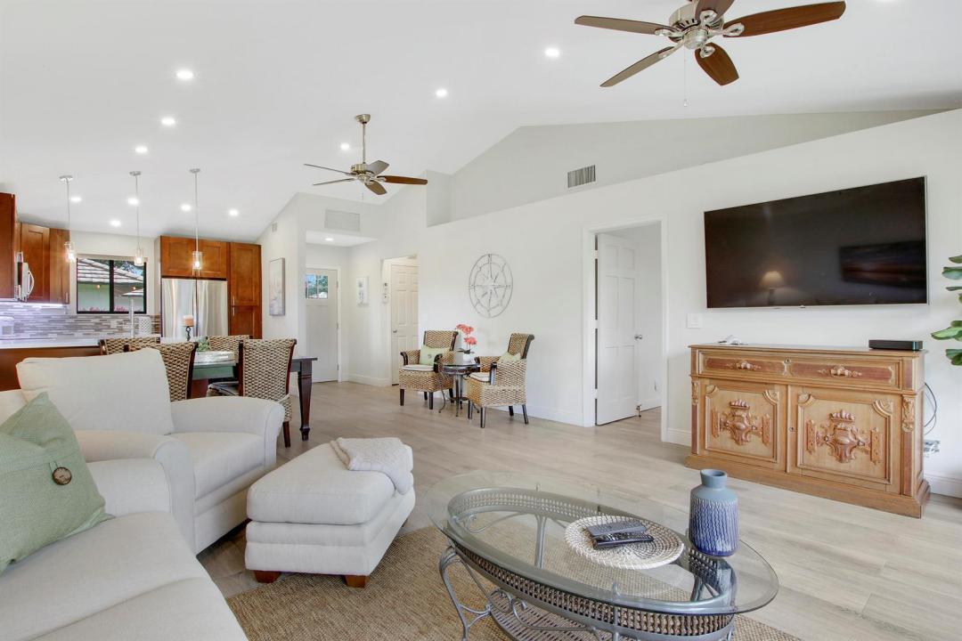 533 Club Drive, Palm Beach Gardens, Florida 33418, USA