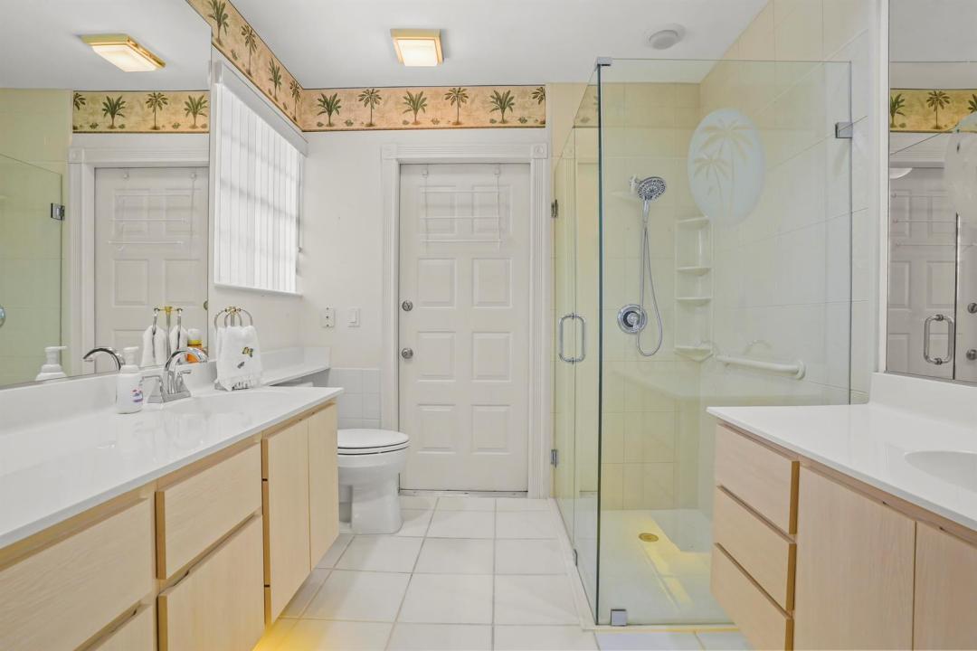 1772 SW Waterfall Boulevard, Palm City, Florida 34990, Stati Uniti