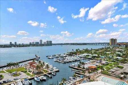 220 Lake Shore Drive 1207, Lake Park, Floride 33403, États-Unis