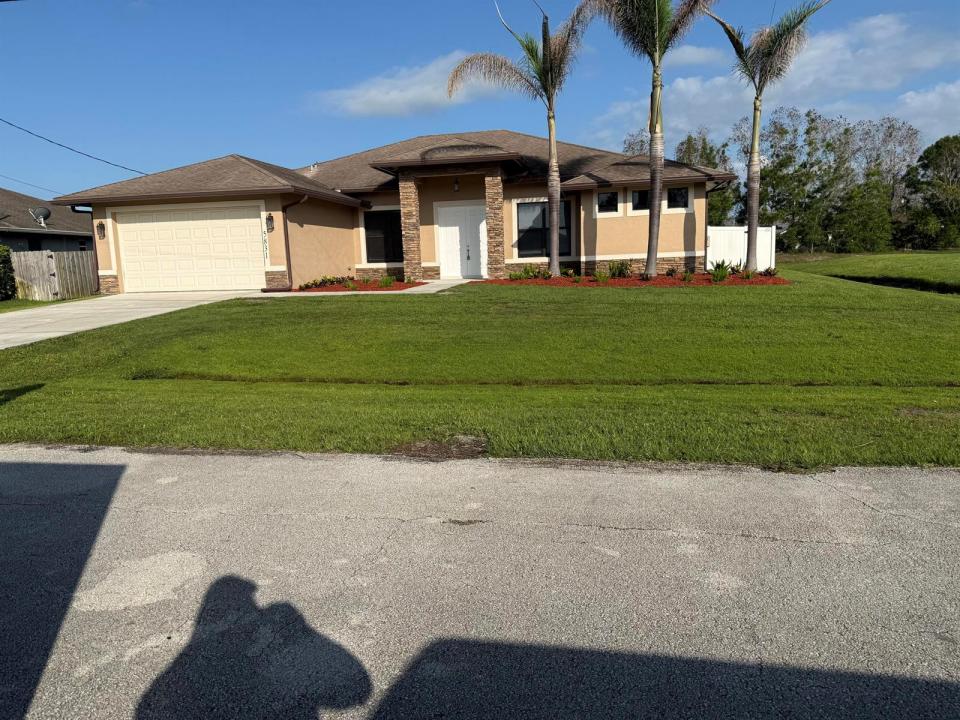 5831 NW Dooley, Port St. Lucie, Floride 34986, États-Unis