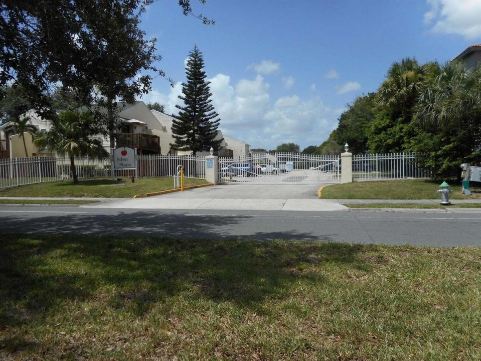 639 Executive Center Drive O-208, West Palm Beach, Floride 33401, États-Unis