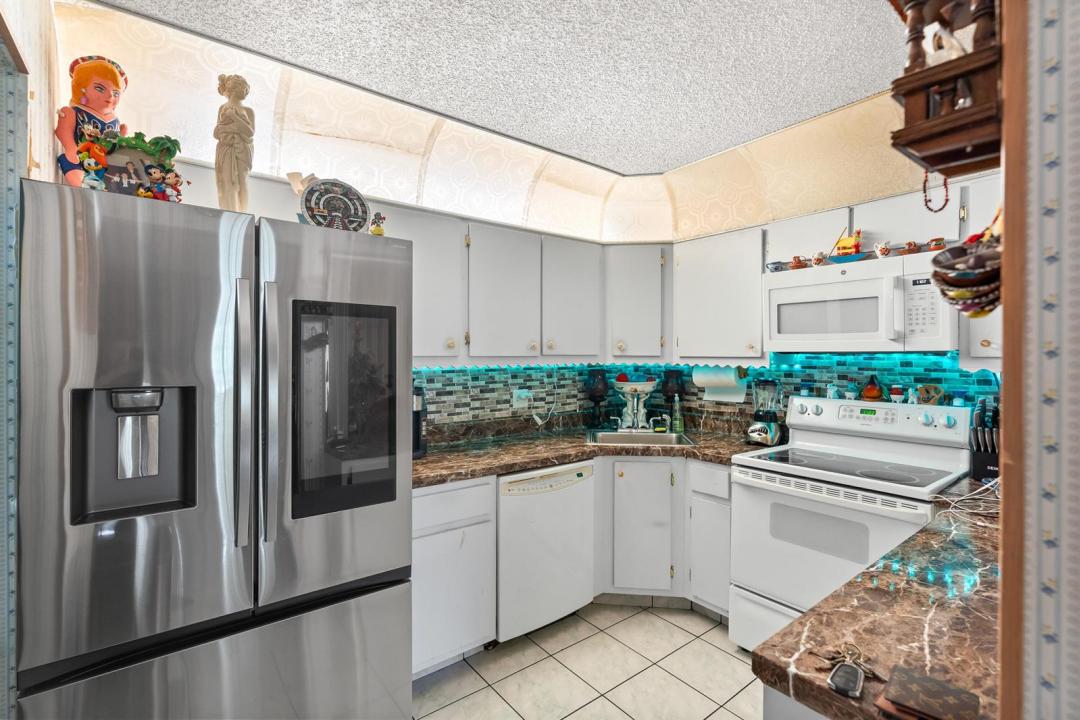 4996 Sable Pine Circle A1, West Palm Beach, Florida 33417, USA