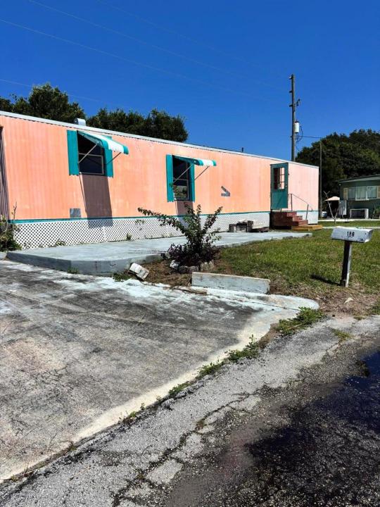 2023 Saint Lucie Boulevard 186, Fort Pierce, Floride 34946, États-Unis