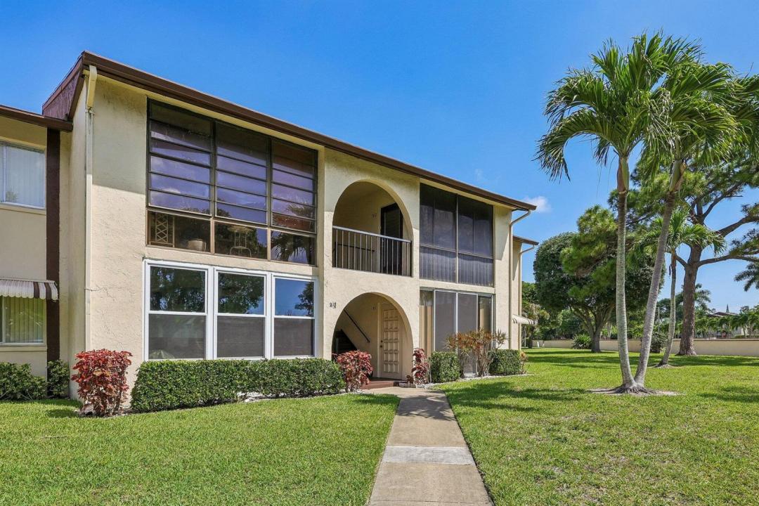 5773 La Paseos Drive D-2, Floride 33463, États-Unis