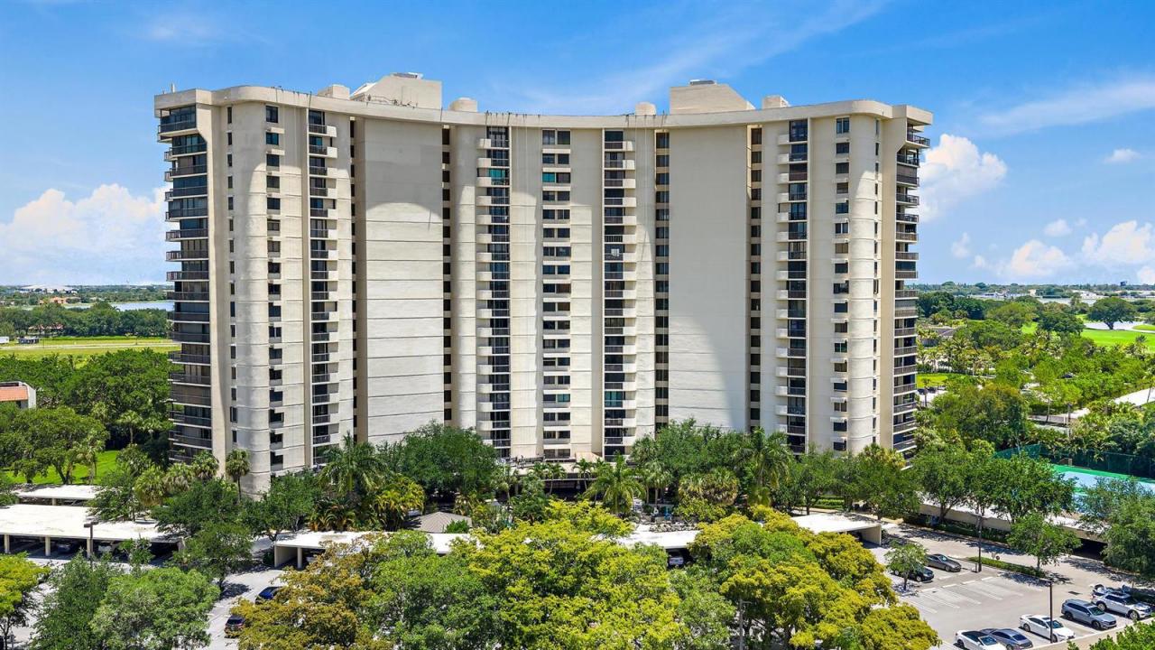 2450 Presidential Way 505, West Palm Beach, Flórida 33401, Estados Unidos