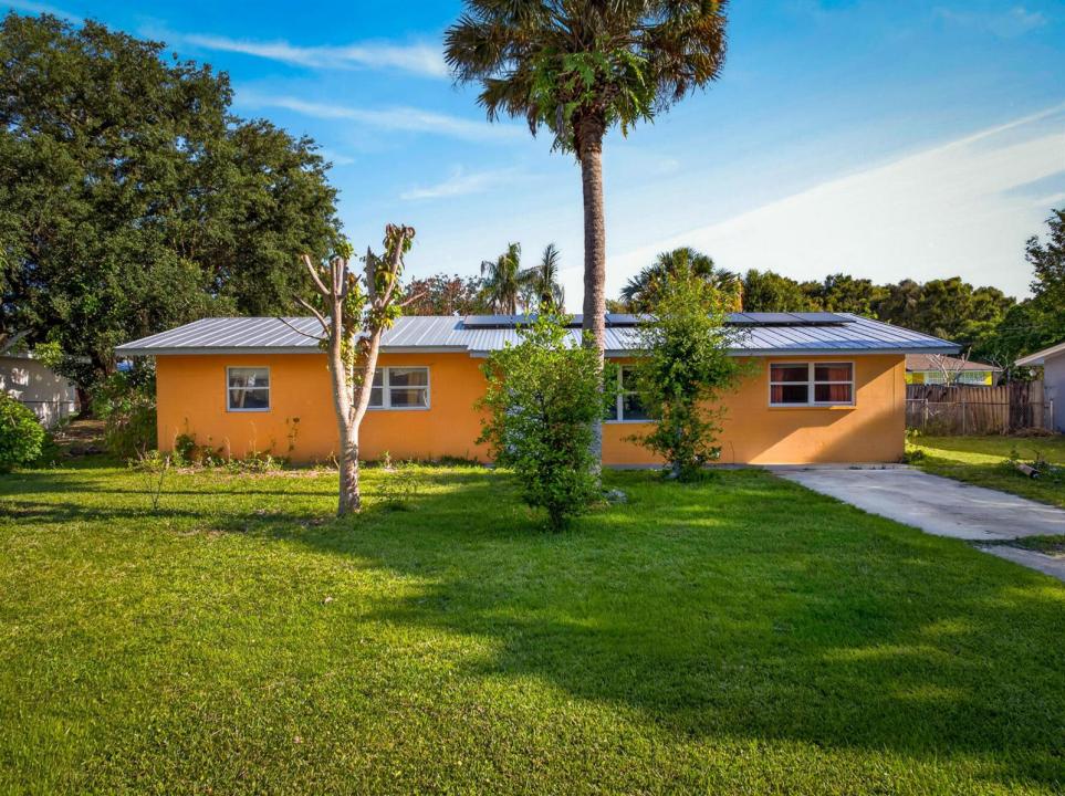 2805 Brantley Road, Fort Pierce, Florida 34981, USA