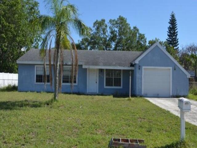649 SW Everett Court, Port St. Lucie, Florida 34953, USA